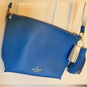 Kate spade two tone shoulder bag w tassels